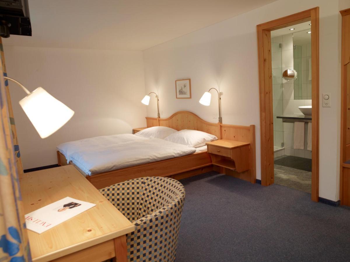 Hotel Alpina Parpan Ngoại thất bức ảnh