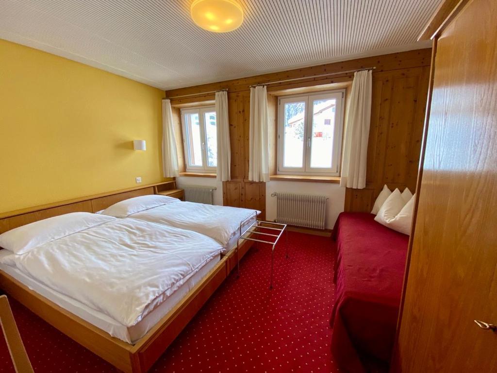 Hotel Alpina Parpan Ngoại thất bức ảnh
