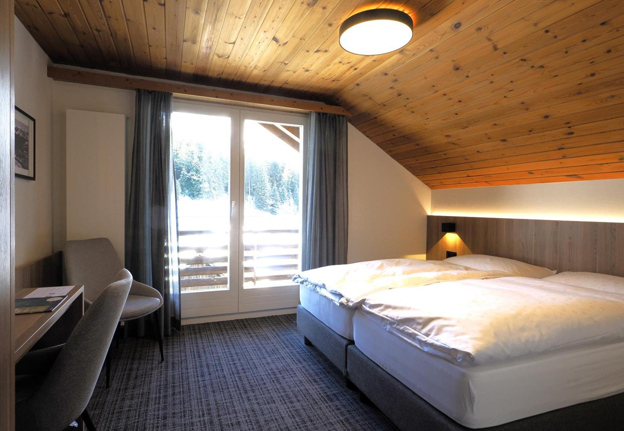Hotel Alpina Parpan Ngoại thất bức ảnh