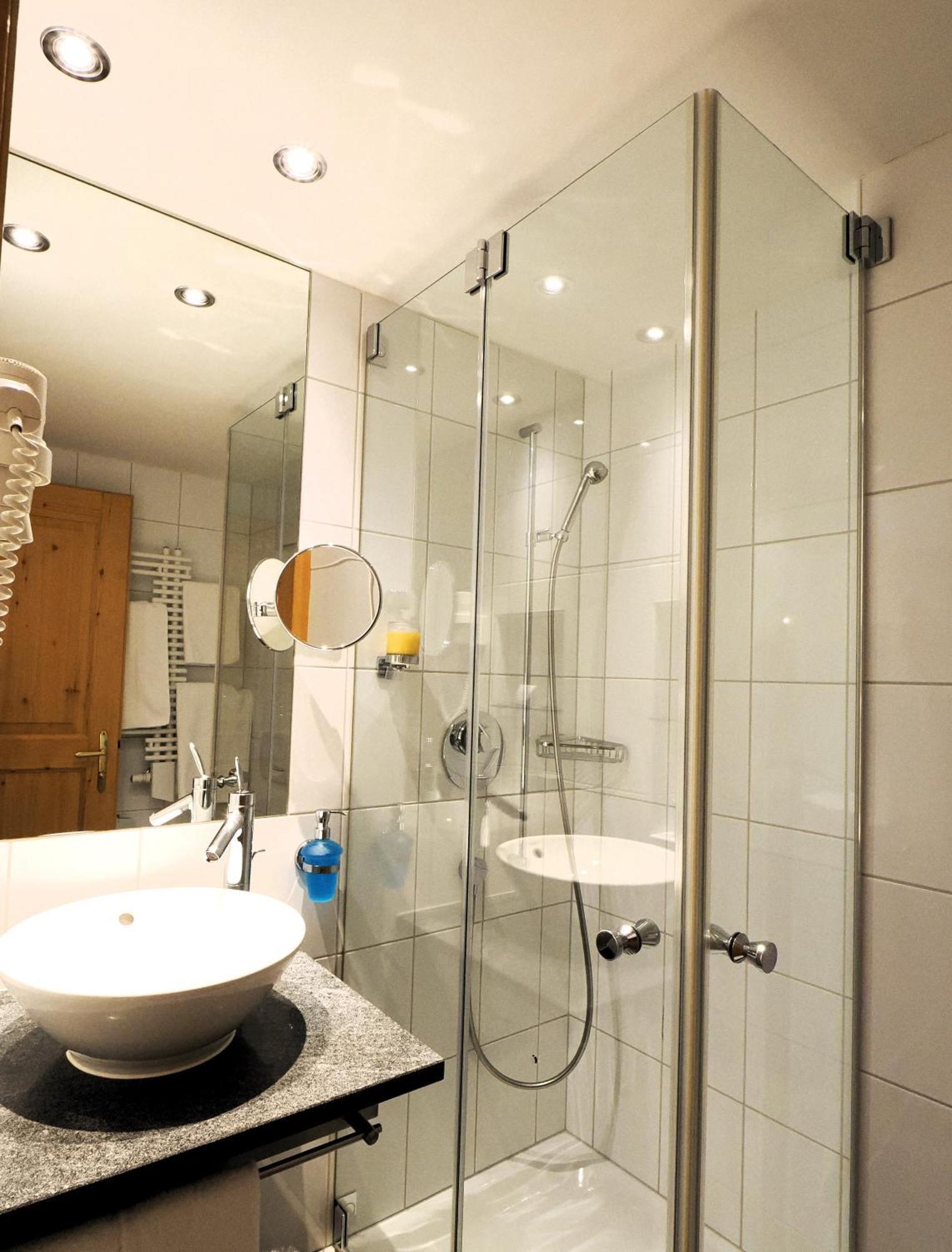 Hotel Alpina Parpan Ngoại thất bức ảnh
