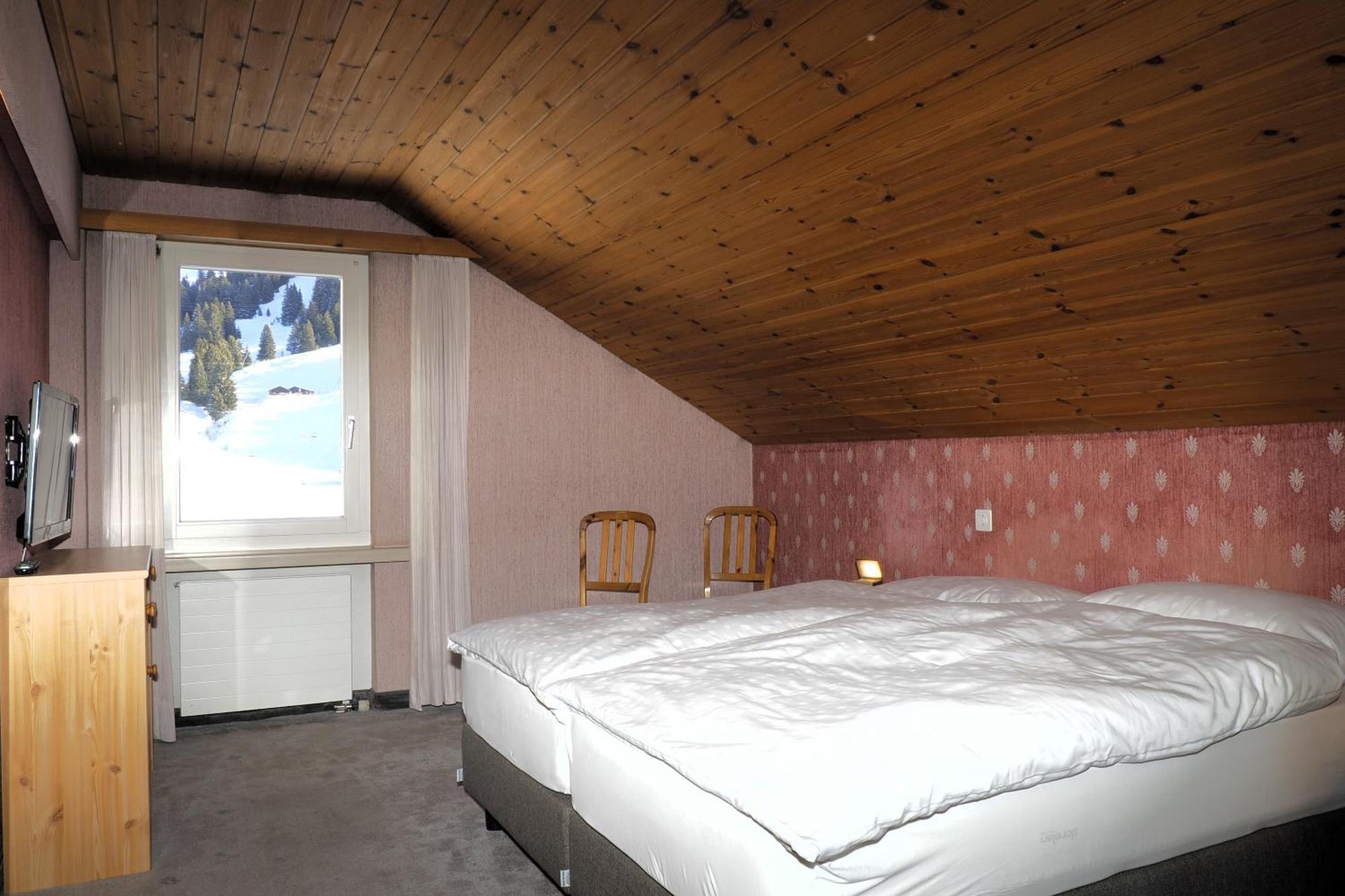 Hotel Alpina Parpan Ngoại thất bức ảnh